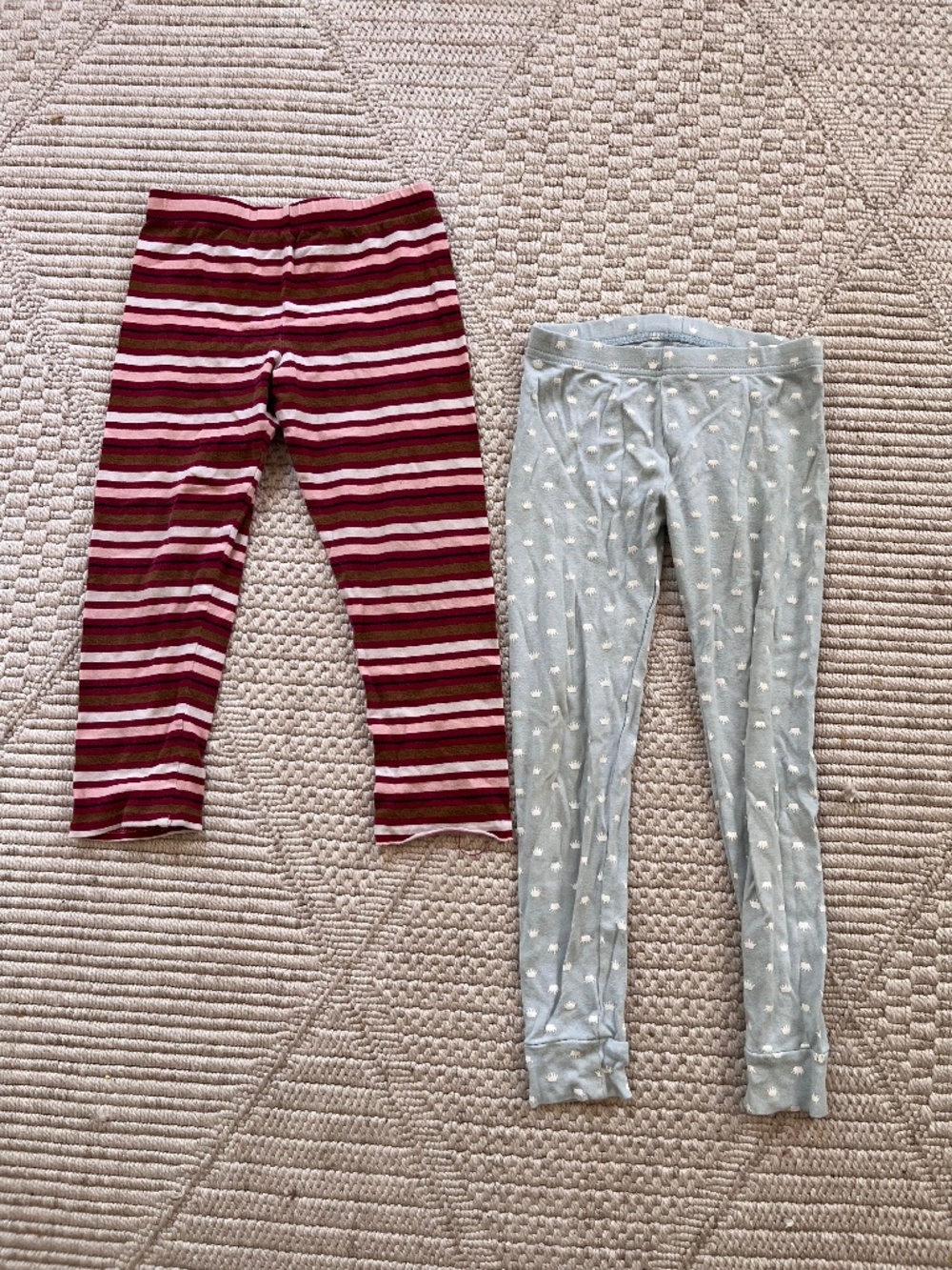 Girls size 5 legging pants